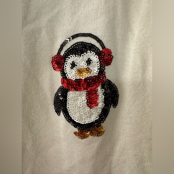 #1690 - Victoria Harbour Crewneck Sweater Ivory Sequined Penguins & Snowflakes - Picture 2 of 10